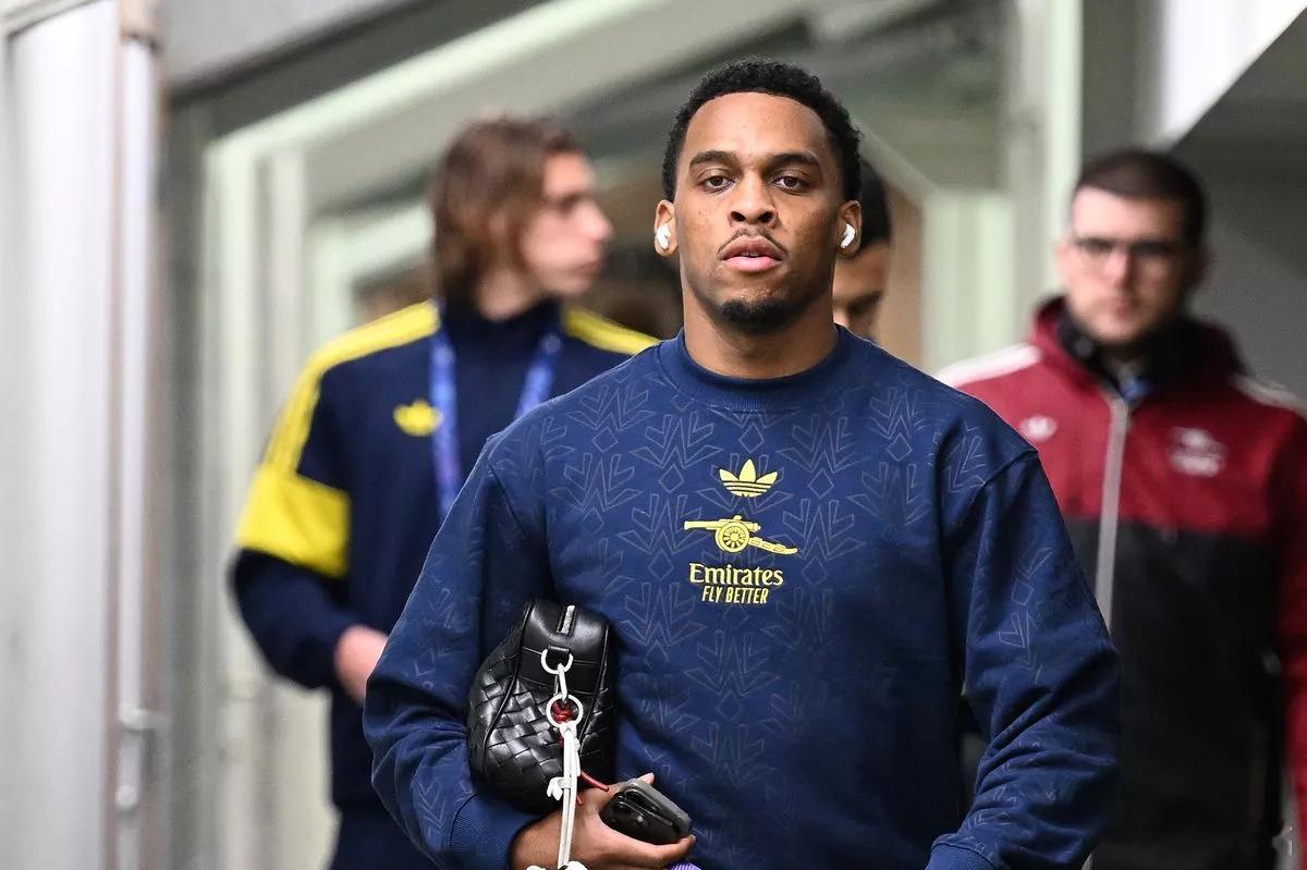 阿森纳vs狼队杀鸡焉用牛刀？这倒不是说阿森纳遇到倒数第一的狼队会轻敌，身后曼城