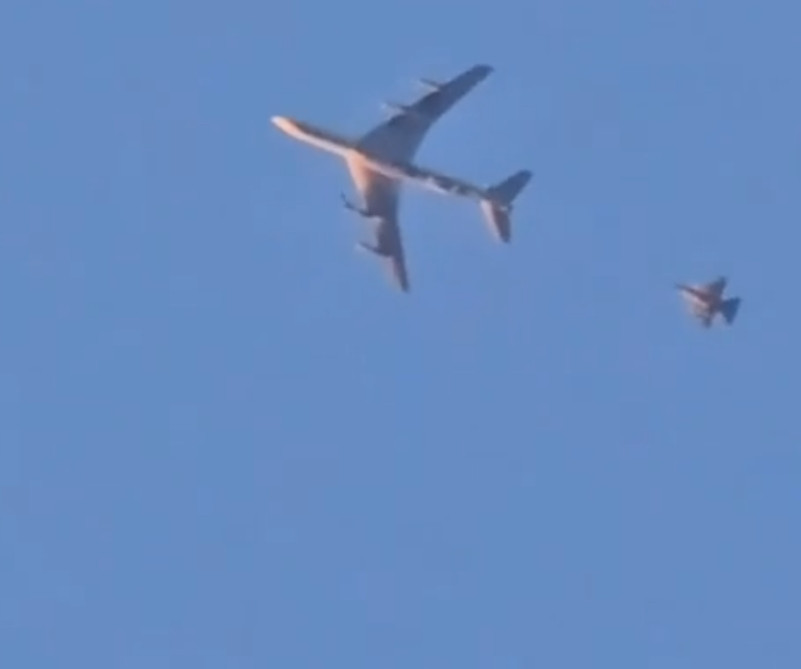 整个6月13日白天，叙利亚领空都热闹得很，以色列空军的F-16战斗机一直在空中加