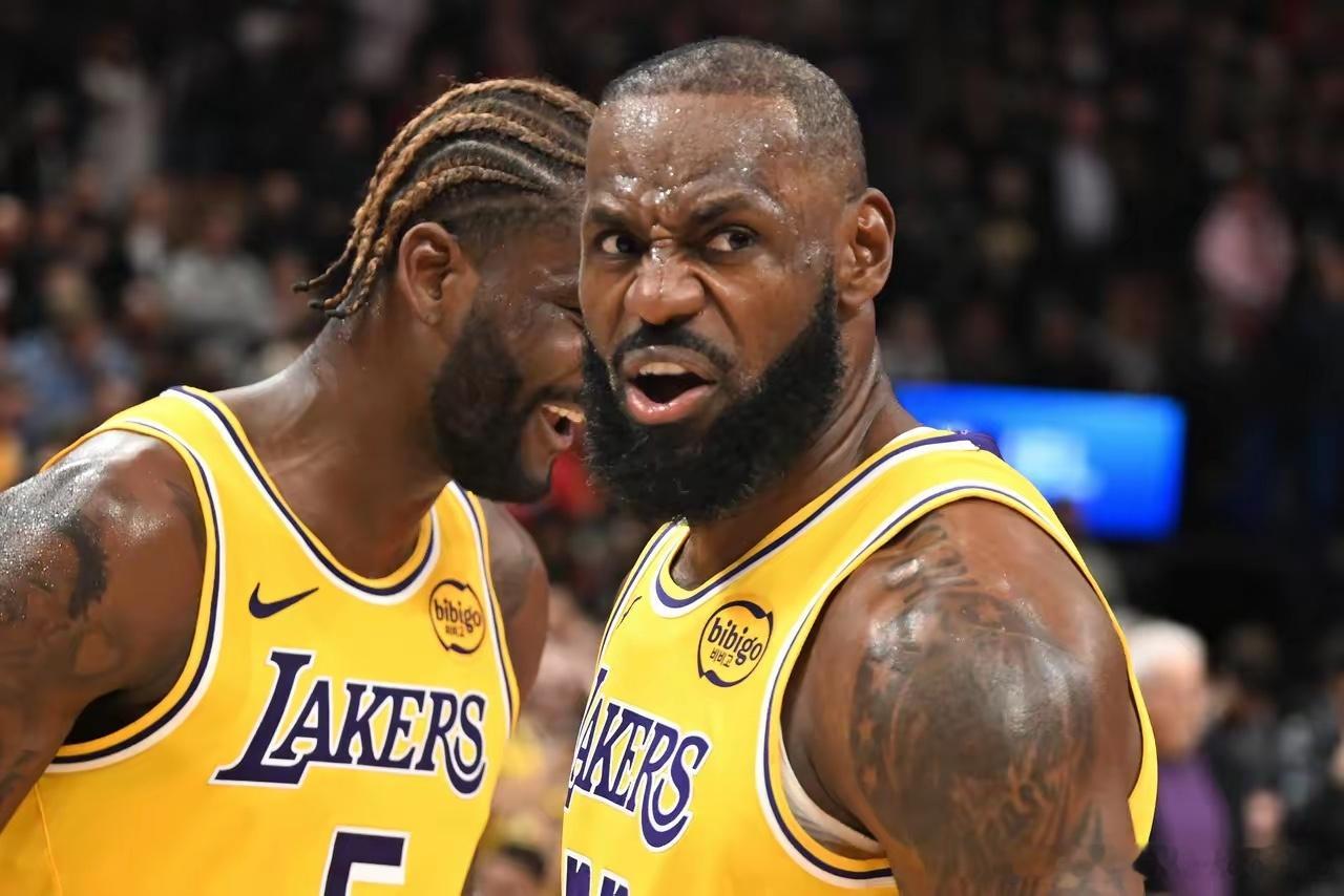 湖人这是开始站队了吗？随着雷迪克与艾顿先后的发言，湖人队把最近糟糕的战绩归于詹姆