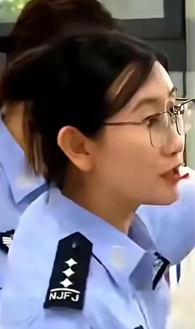 公安部规定的派出所“三个当场”，辅警可办理两个，第三个必须由民警完成！1，‌