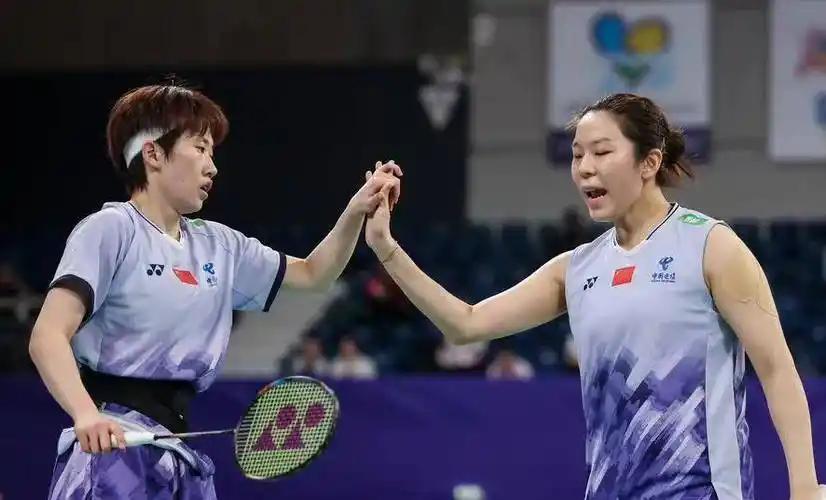 凡贤组合2-1艰难战胜福岛由纪/松本麻佑，取得小组赛首胜北京时间12月18日