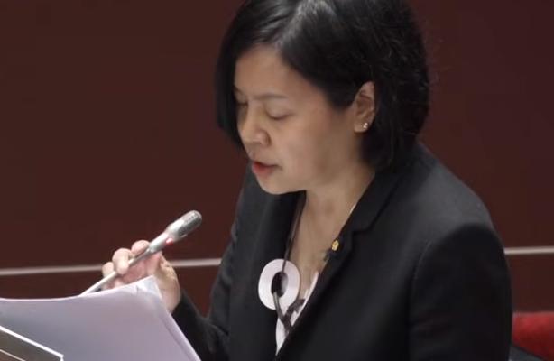 民众党陆配“立委”李贞秀开撕黄国昌呛“恐让民众党成‘时代力量’第二”。对此，台湾