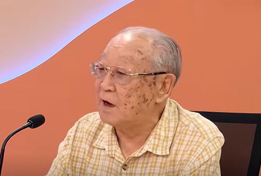 魏文亮收徒不按老规矩，徒弟按岁数排师哥，侯耀华举双手称赞！魏文亮近日接受采访