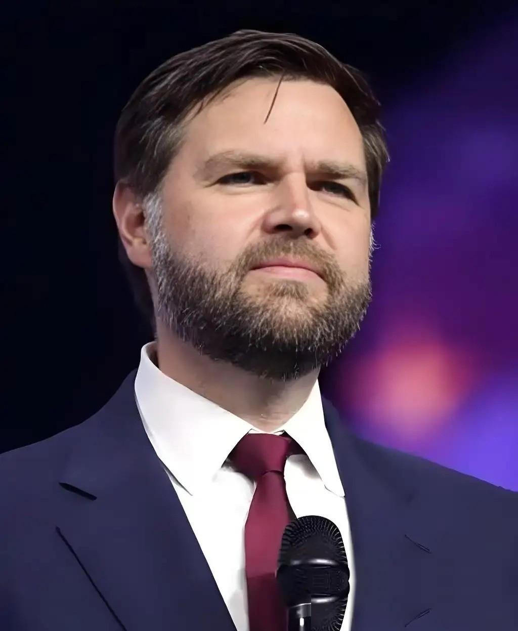 这回终于说实话。美国二把手曾经忍无可忍：如果中国赶超了美国，不应该怪罪中国，而应