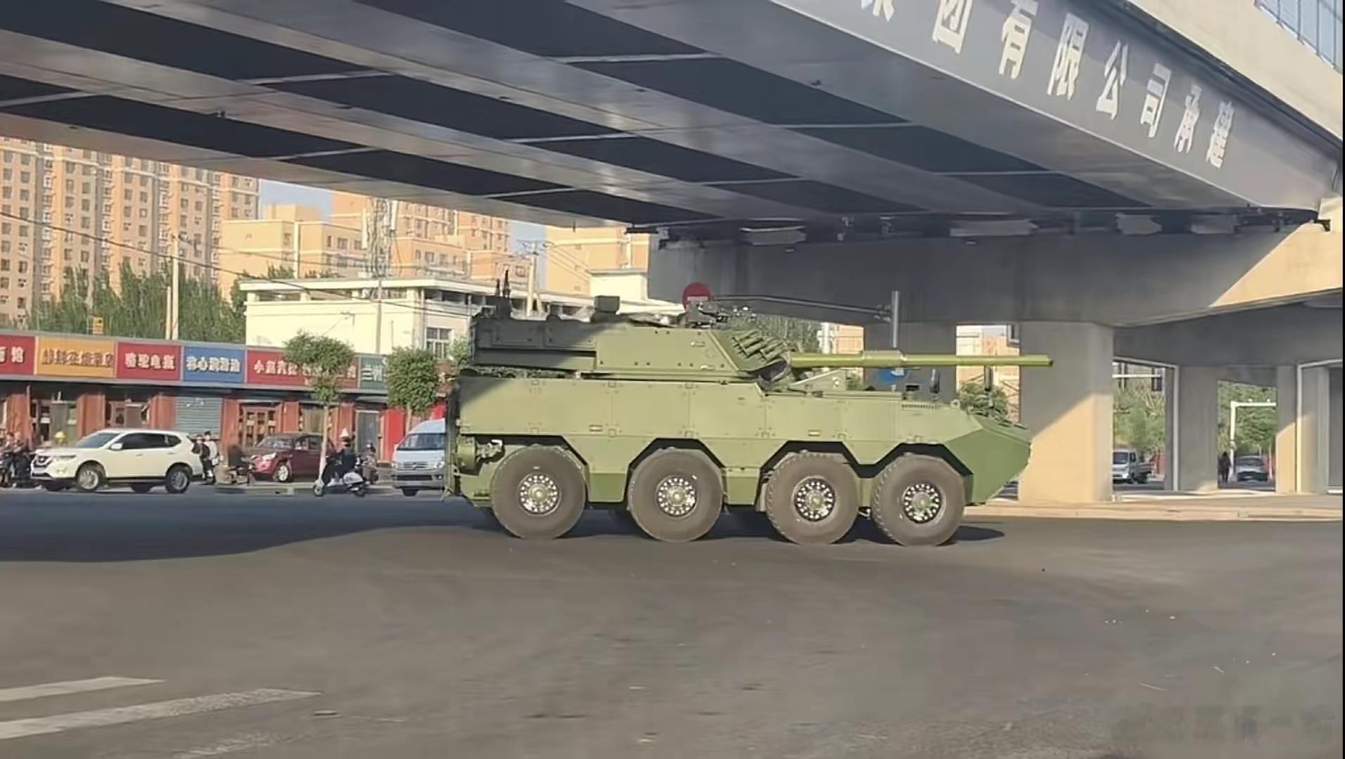 新轮式突击炮（网传图）​​​