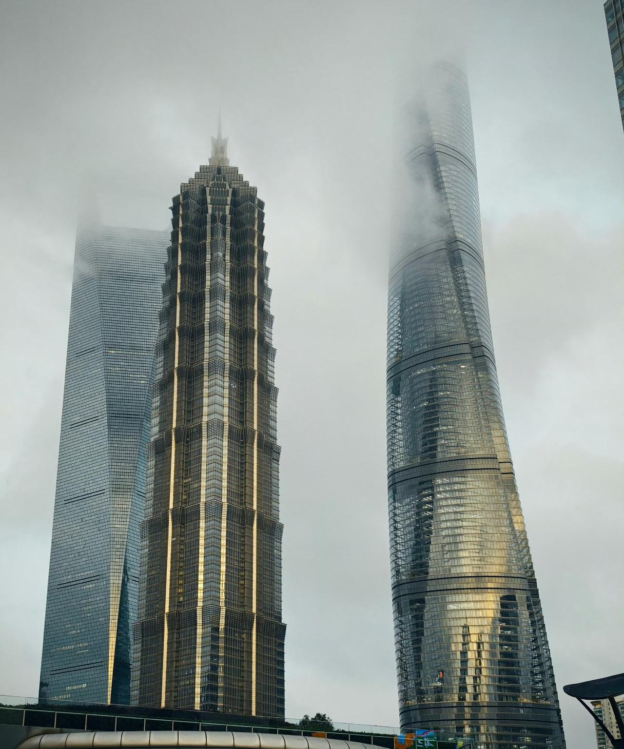 【琅河财经】房地产第一阶段的历史使命已接近尾声，用你所有积蓄买房拉动经济，并且负