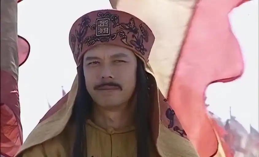 韦俊的一生，始终裹着两层截然相反的标签。他是太平天国叛逃的将领，手上沾满了敌我双