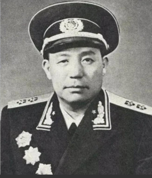 1941年，八路军在泰山脚下，抓到了几个日本女人，战士们不知应该如何处理，团长吴