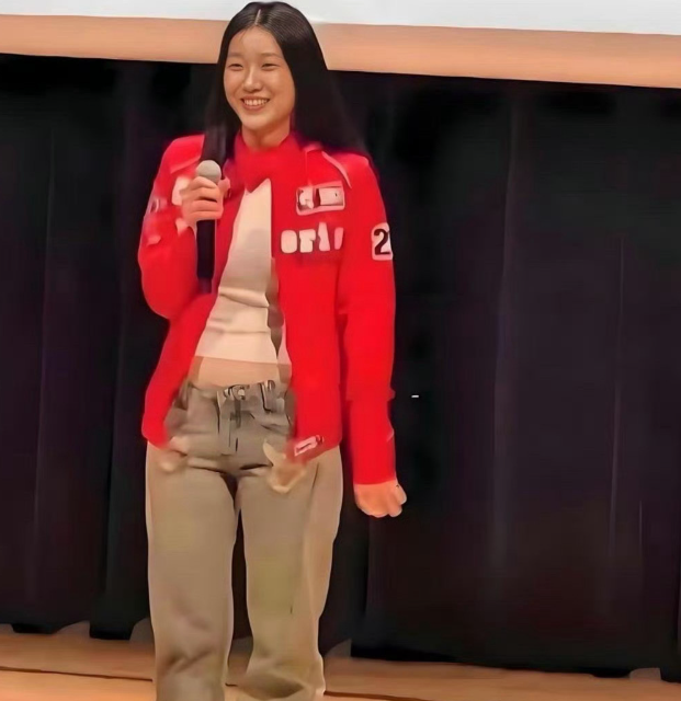 陈奕迅女儿出道这状态你给打几分啊估计很多人都会吐槽吧！这颜值！但是很多明星刚出