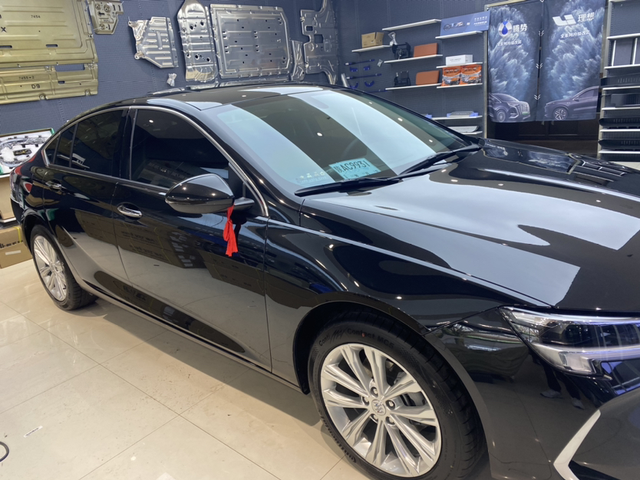 君威28T用车情况28T君威，一直喜欢别克，目前1800公里，提车一个月，总体