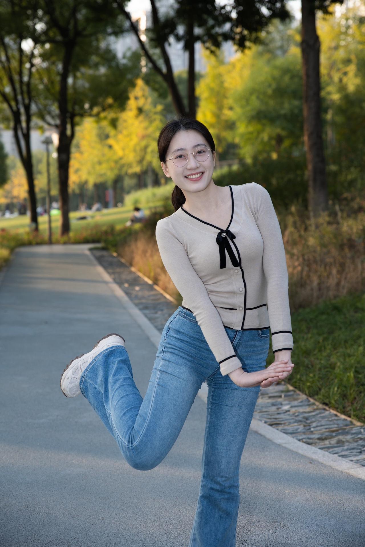 文案太难想了想你好不好穿搭随拍