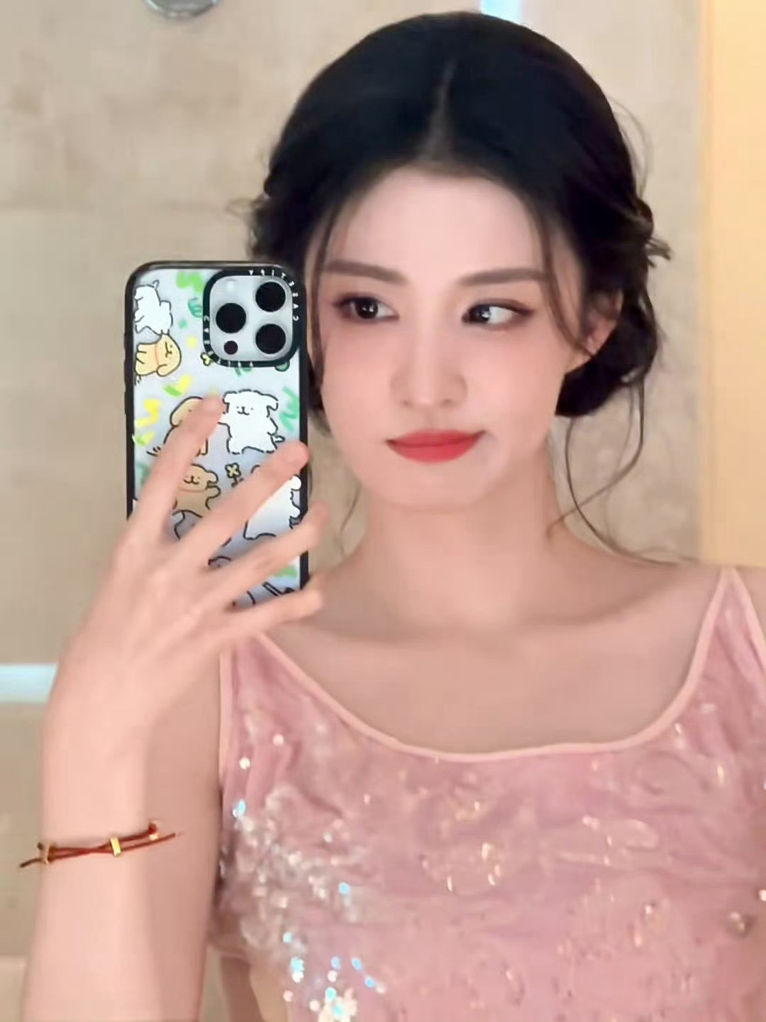 王楚然～欣赏一圈美船的live图