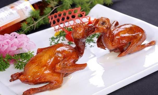 吉林省四平市十大名菜（仅供阅读交流，不做权威排行）一、伊通烧鸽子二、四平粉