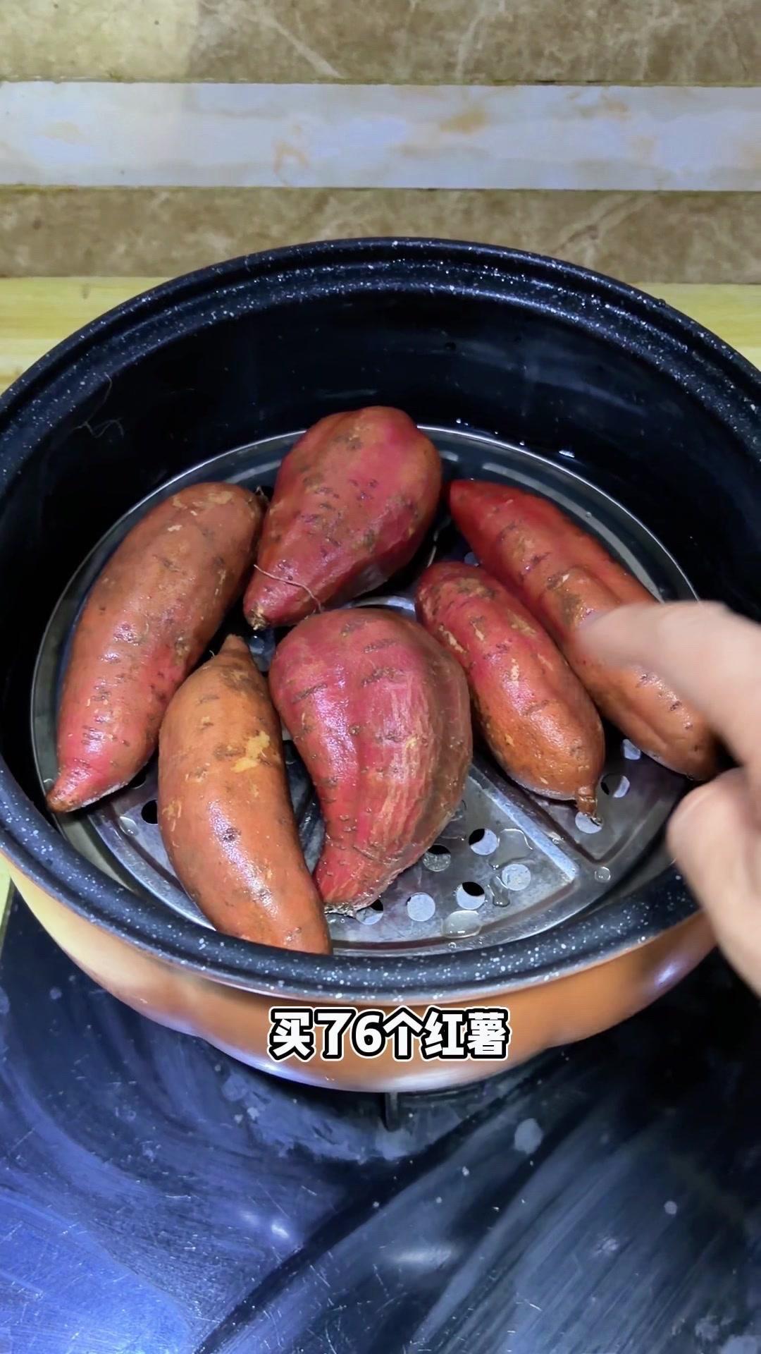 🍠早餐别再吃白米白面啦！换成蒸红薯或土豆，健康又饱腹～1️⃣食材选择：6个红