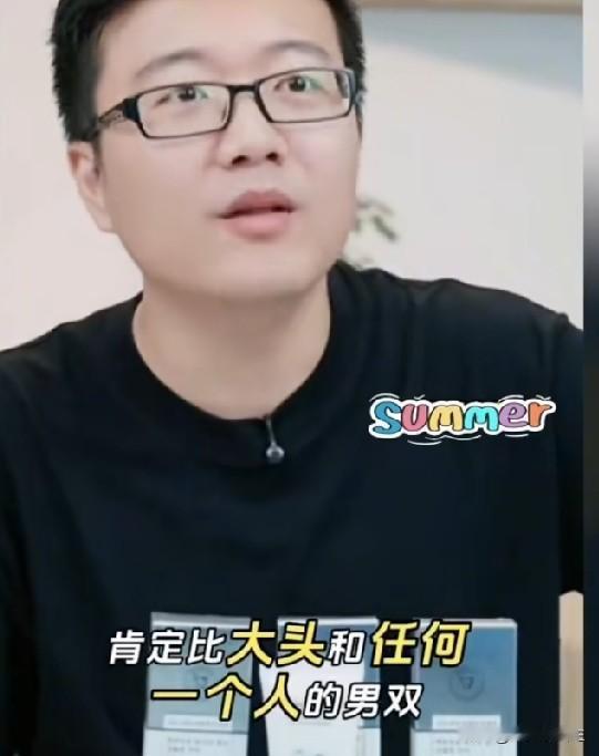 莎头混双稳不稳？莱维直言:肯定比王楚钦和任意一对男双稳！至于为什么？莱维没