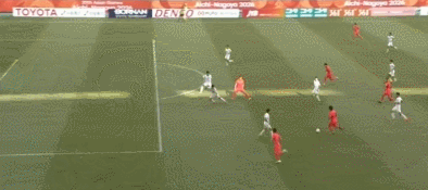 快讯！U23国足1-0领先乌兹别克斯坦队。本届亚运会男足争铜赛，U23国足在第