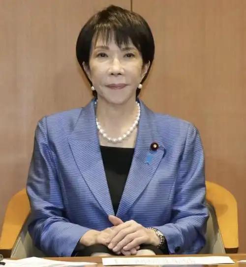日本彻底坐不住了！高市早苗公开敦促伊朗“立即停火”，却对美以军事行动只字不提。