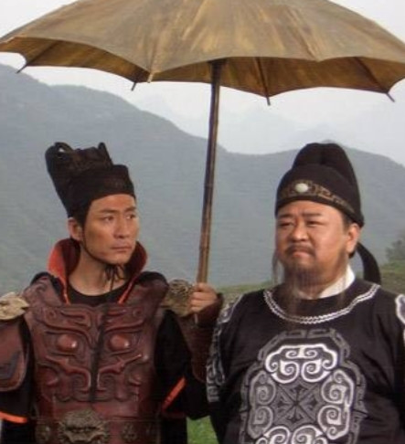 2012年，钱雁秋找到梁冠华，他说：“《神探狄仁杰》已经拍的够多了，把“元芳”打
