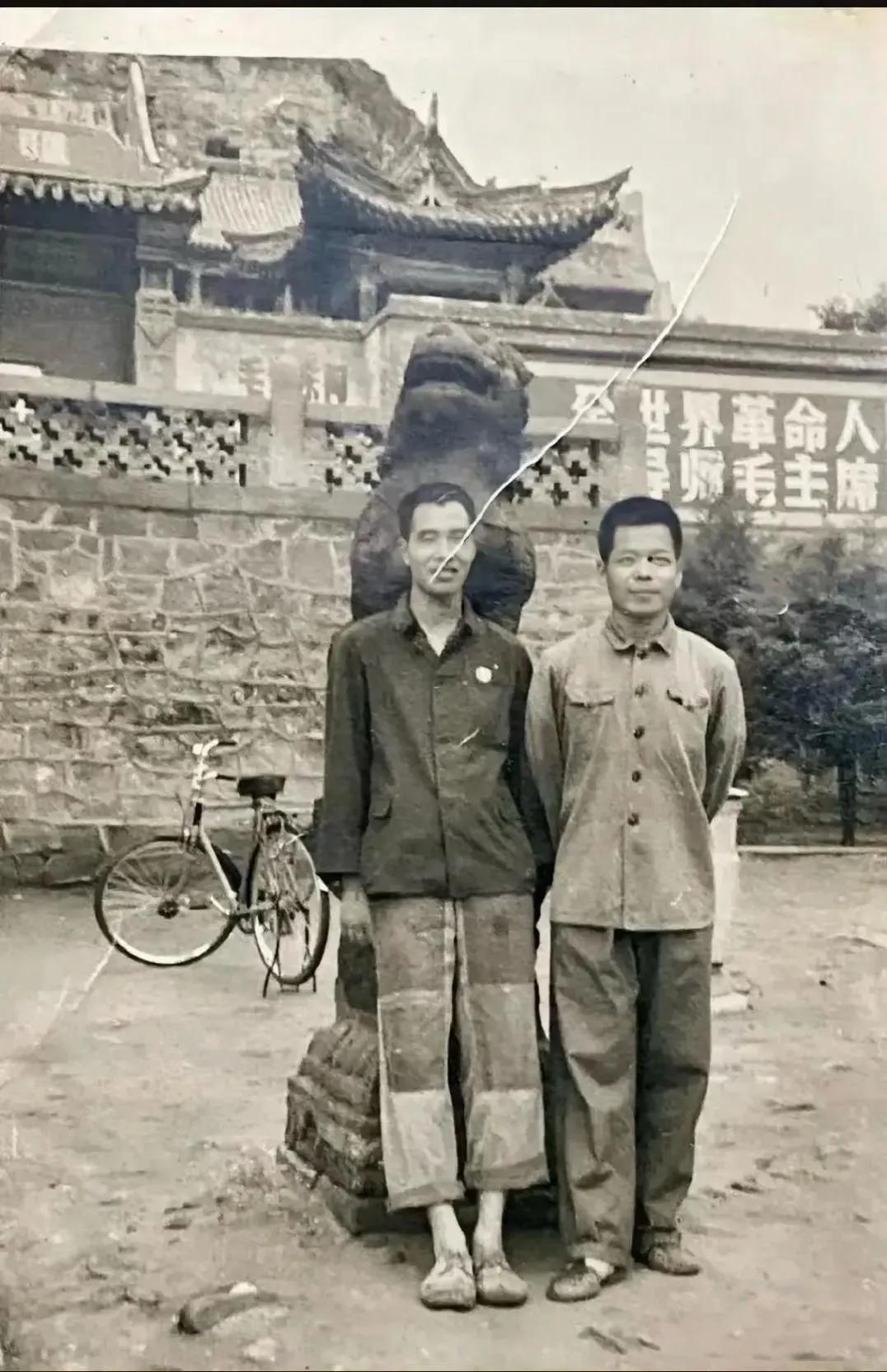 被饿死的第十个孩子！上世纪80年代以前，人们生活水平很低，温饱问题都难以解决。