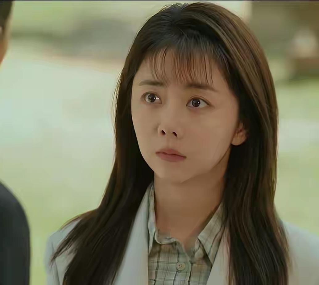 追剧《我的山与海》觉得这方婉之就是一个祸水！由于她的任性和无脑，害得父亲要被迫