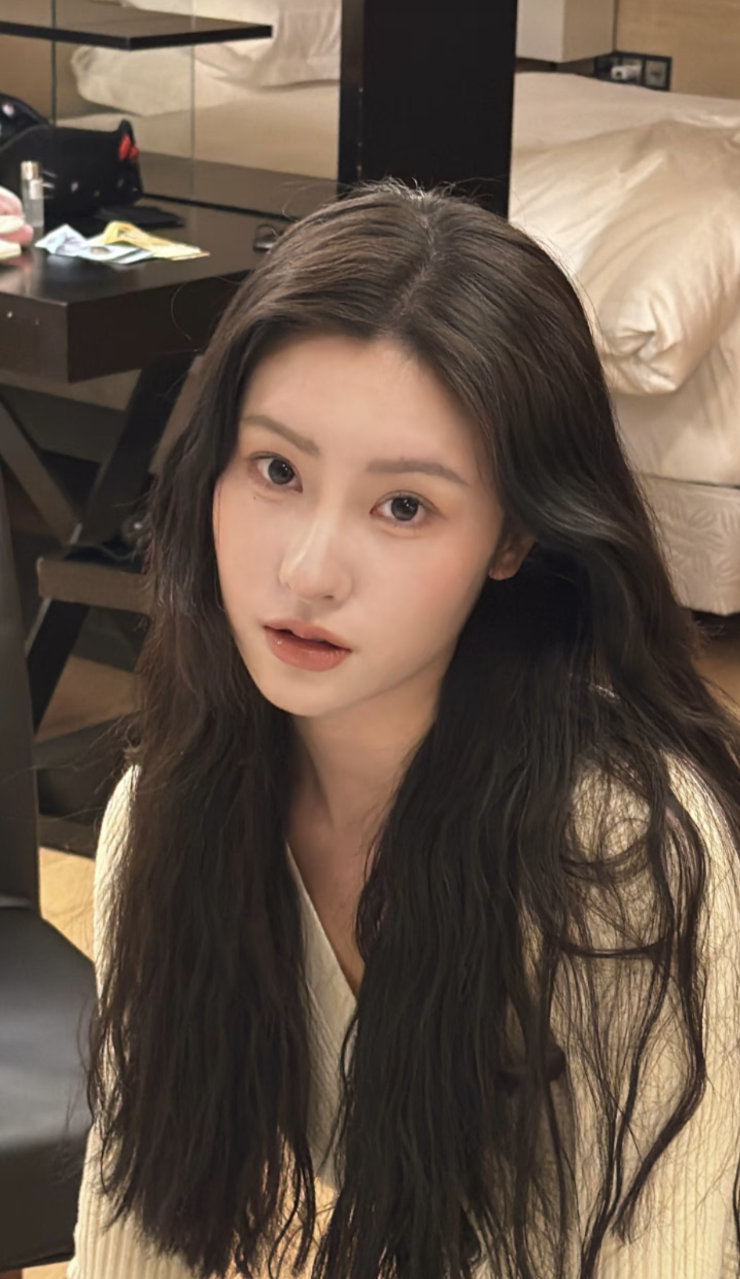 十日终焉毛晓慧饰演肖冉十日终焉肖冉选角什么！你是说让这么甜美的脸演肖冉吗！期待