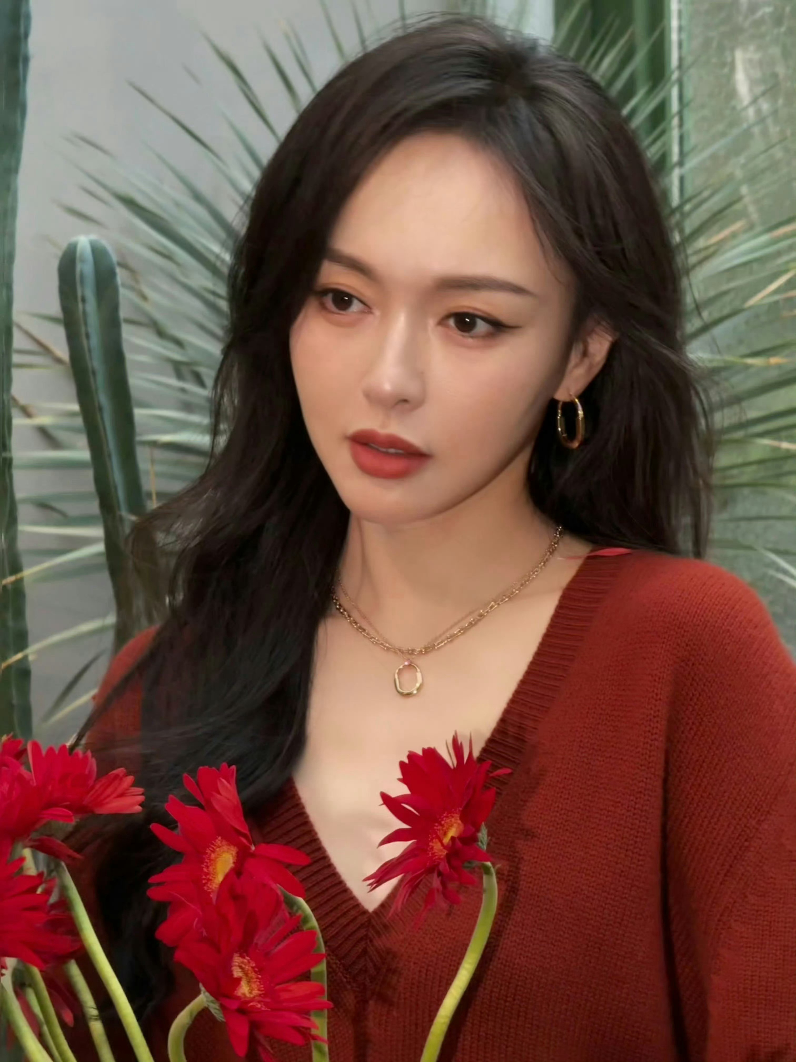 唐嫣的状态怎么好成这样太美了[笑着哭][笑着哭]​​​