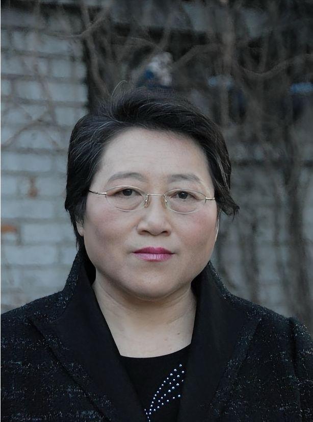 性学专家李银河说：“如果你已经60岁了，那么你来日不多了，没有意外，最多还能过