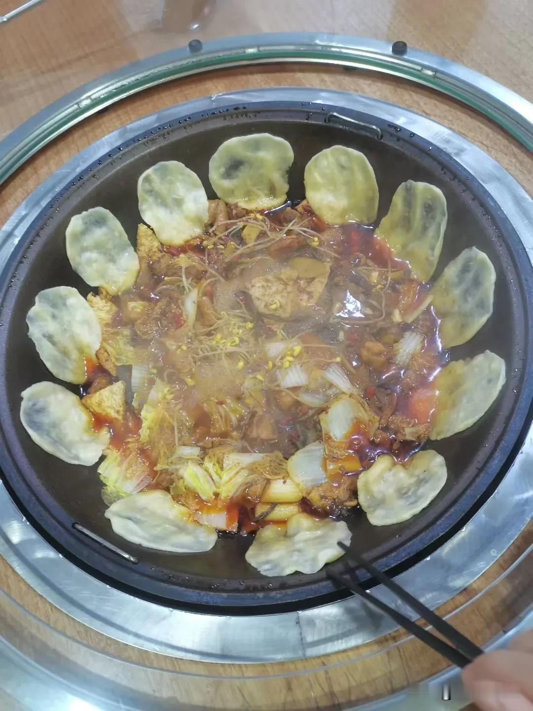 问大家一个问题，家有初中生或是高中生的是不是盼着早点开学，心脏快受不了了。早