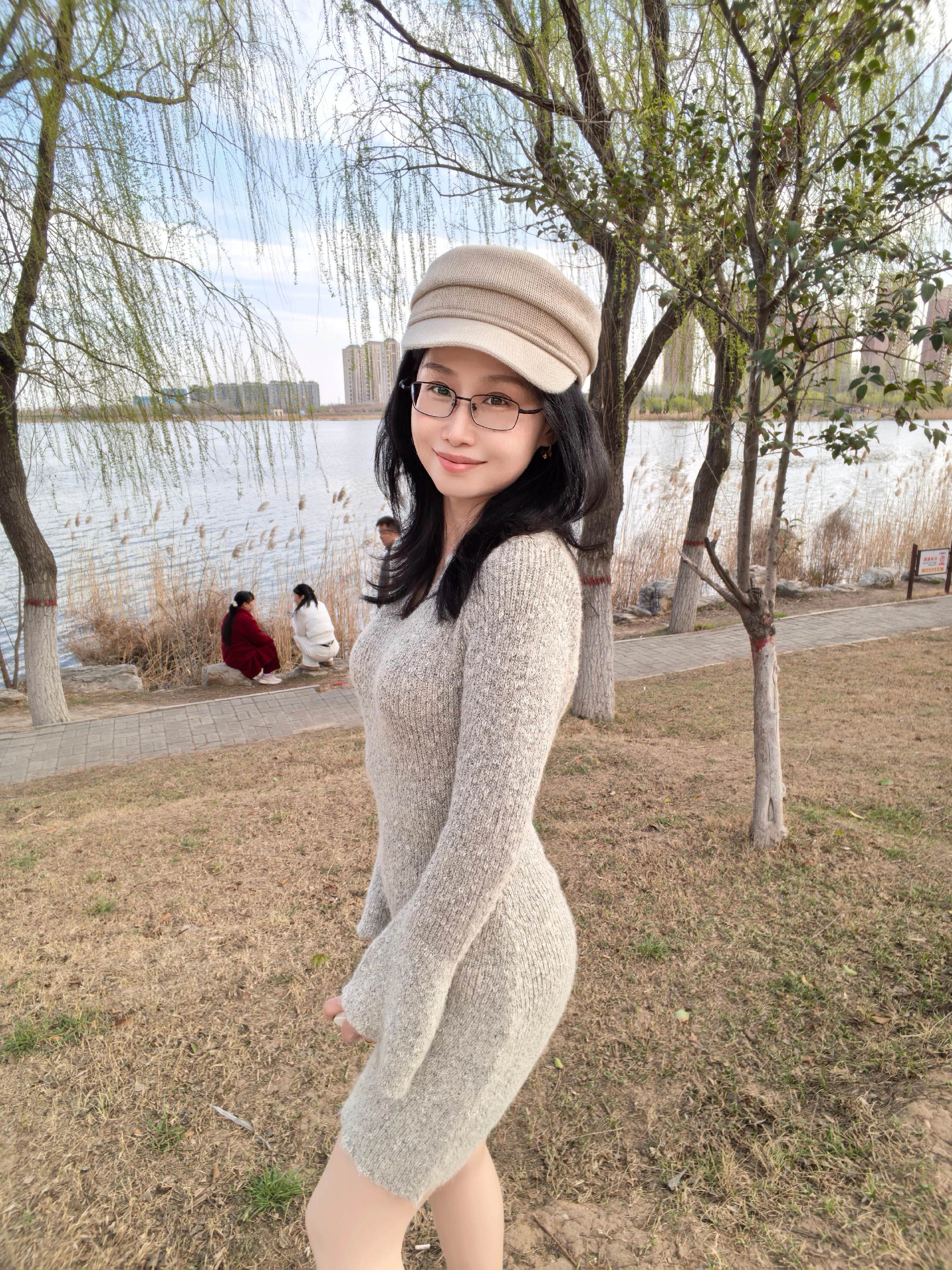 蜜妮。42岁，用心感受春天的美好 相信自己永远是最棒的
