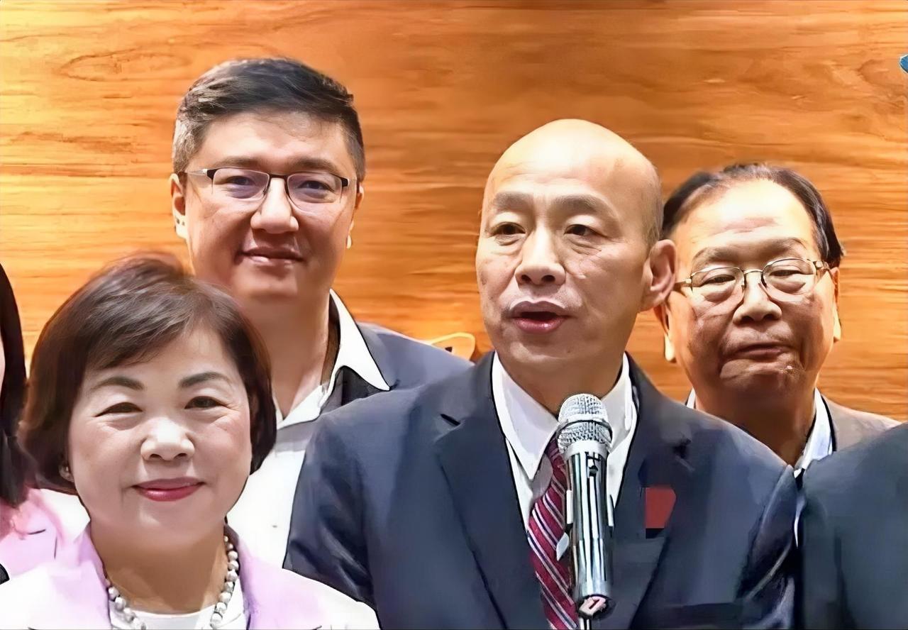韩国瑜6月27日晚返抵桃园机场，并在机场发表讲话称，“强烈感受到美国国会对台湾所