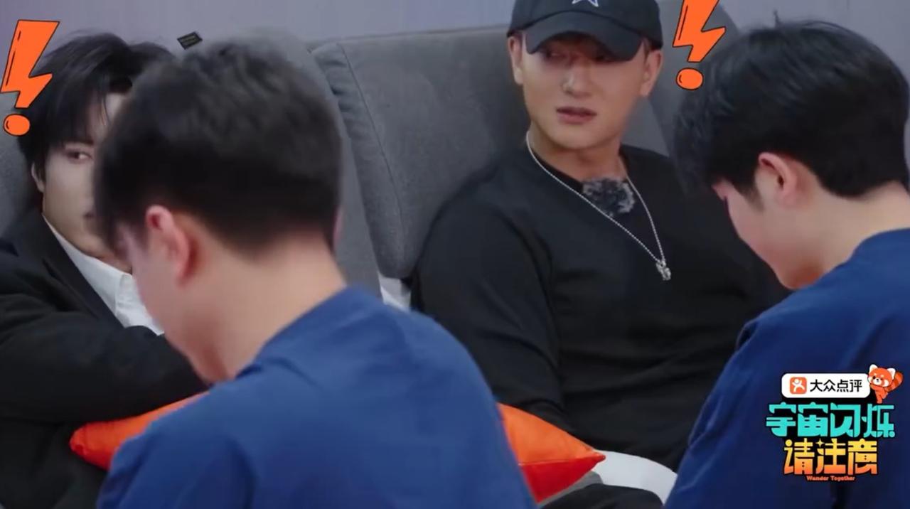 黄晓明这次牺牲太大了，就是这不为人知的一面，导致全行业的艺人都因此受益。