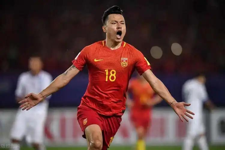 说白了，郜林这操作挺让人服气的。豪宅卖了挣将近一个亿，账面上净赚9000万，这钱