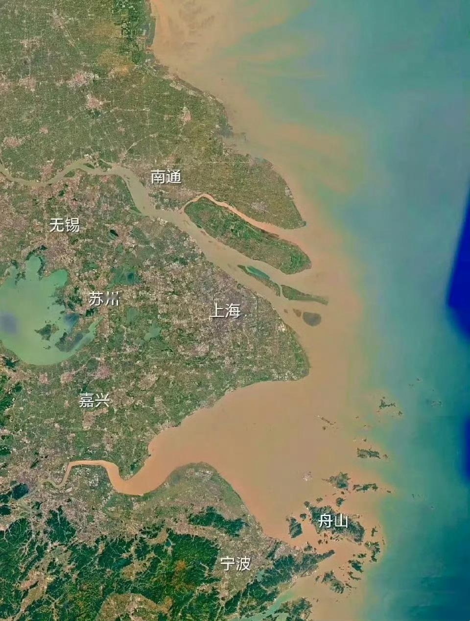长三角没有真正的海滨城市，所以说游艇产业发展不起来……​​​​