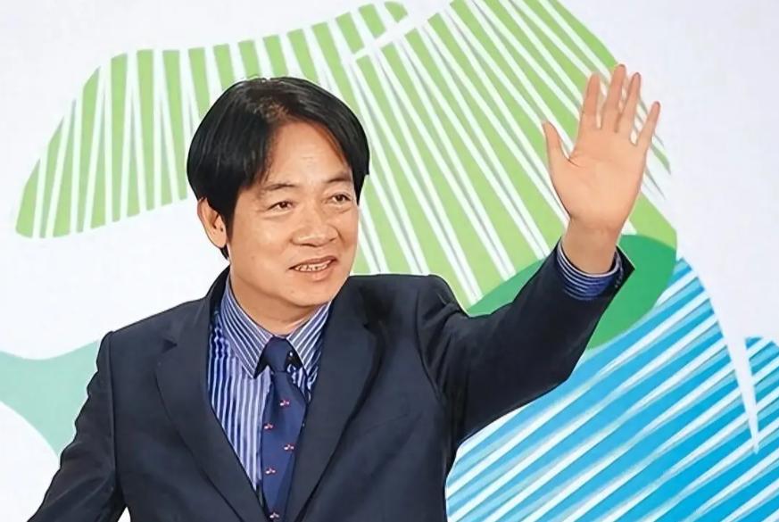 台独”分子赖清德发表声明，8月5日，台湾地区民进党中常会中，赖清德致词时激动