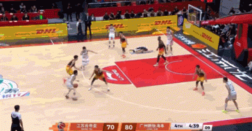 生涯之夜！今晚CBA常规赛广州男篮对阵江苏男篮的比赛中，从广东男篮徐杰而来的广州