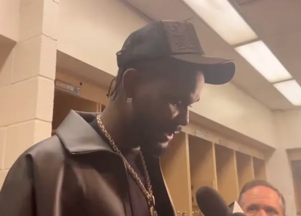 NBA季后赛首轮G6，艾顿接受了记者采访：“JJ-雷迪克真的给我布置了难题，让我