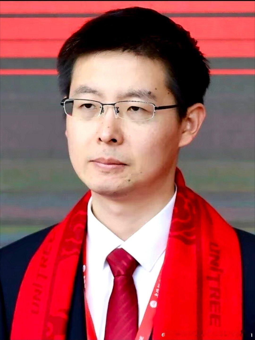 #宇树大跌近7%#难怪上市那天都笑不出来，宇树科技上市以来已经跌了40%。A股现在一二级市场严重倒挂
