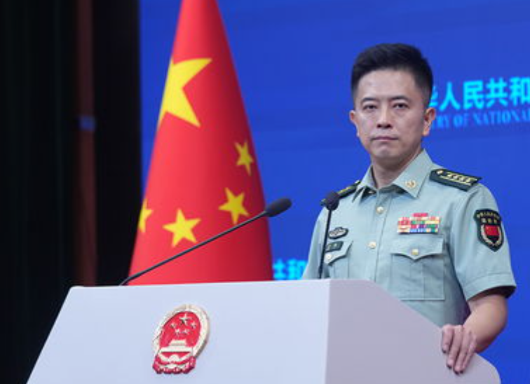 10月10号下午，国防部新闻发言人陈曦大校警告日本！ 事情起因是日本那边最近接连放风。首相高市早苗在