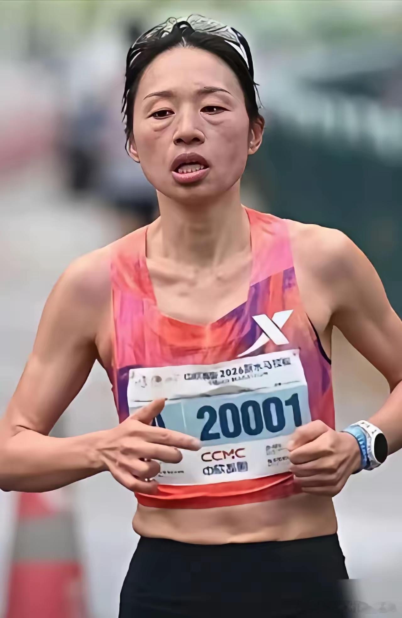 跑步，这些年已经成了很时尚的一件事。极少数人是爱好或是专业人士，大多数人都是一时