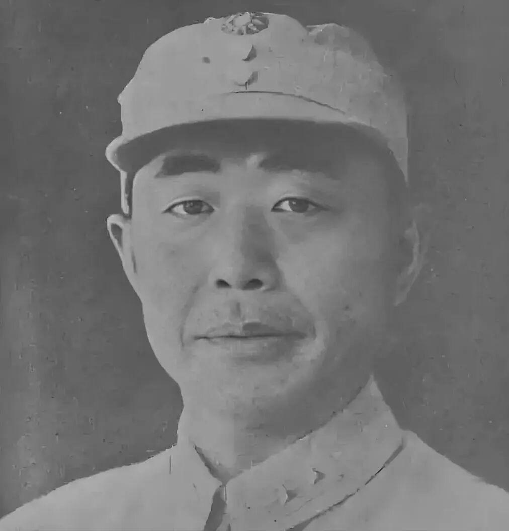 陈明仁将军回忆顶撞蒋介石经过一1941年冬，我奉命率领预备第二师