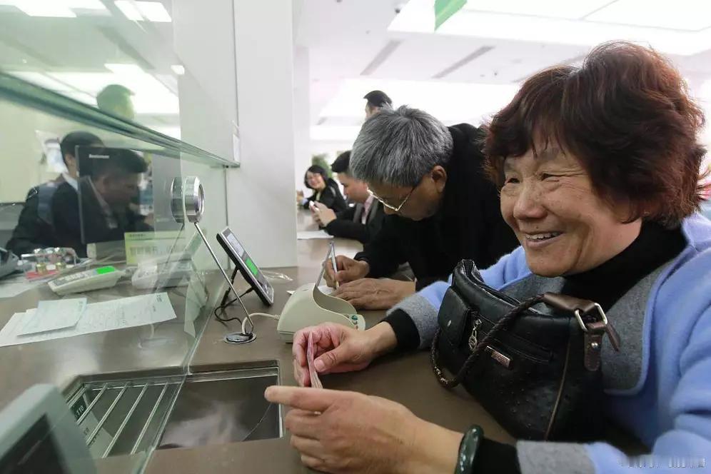2026年银行储蓄市场或许有大变局，存款50万以上的家庭可得留意了。有人研