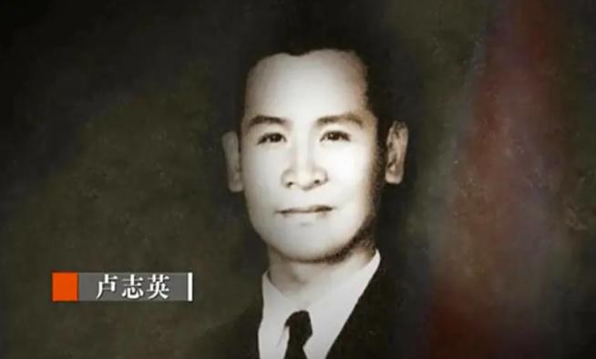 1951年，上海审讯室。一个国民党特务熬不住审问，最后交代道：“我说…我说个秘密