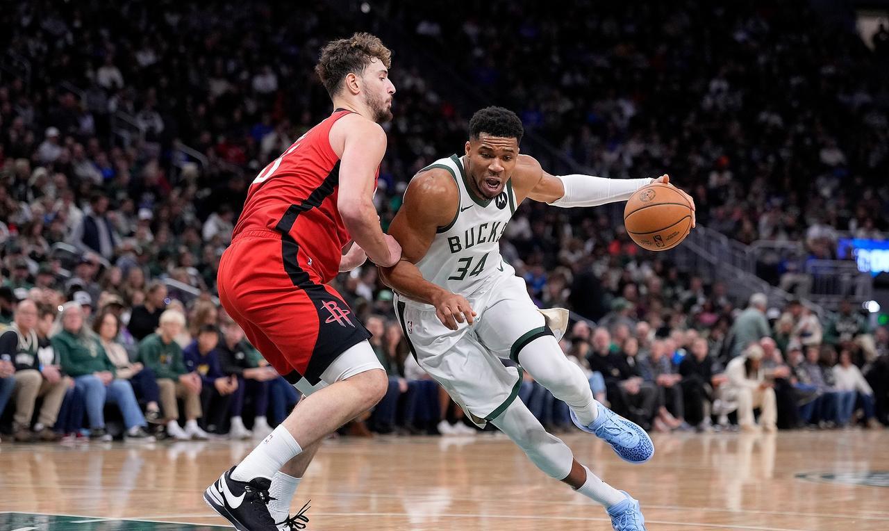 排除两个下家，留给字母哥选择的球队不多了！美媒报道：马刺首先声明了没有提供队内球