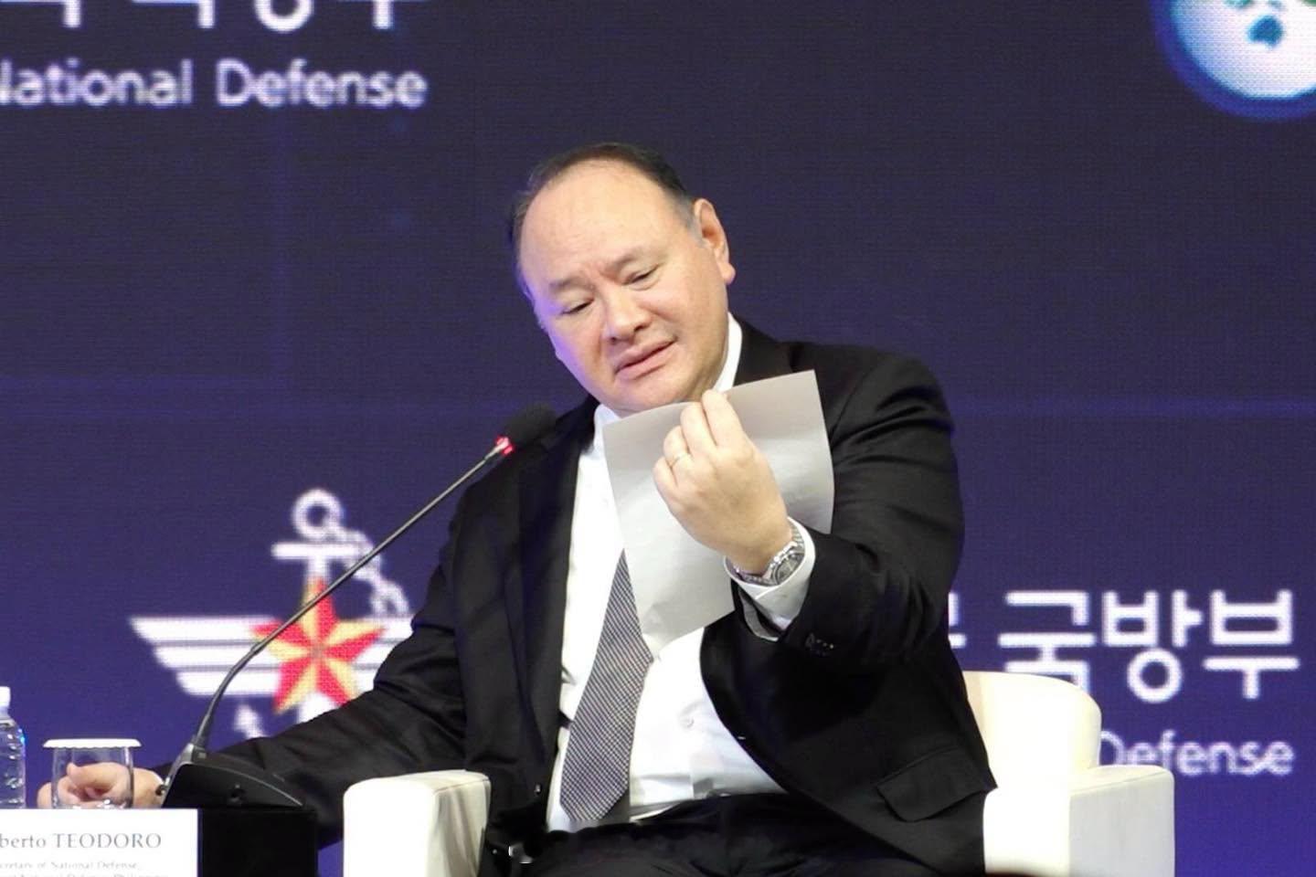 万里长沙昨天，汉城，安全对话论坛，菲律宾防长特奥多讲话时，中国驻韩大使馆通过工