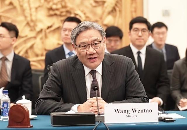 中国和美企谈妥了！3月20日，中国商务部部长王文涛在北京会见苹果CEO库克，双方