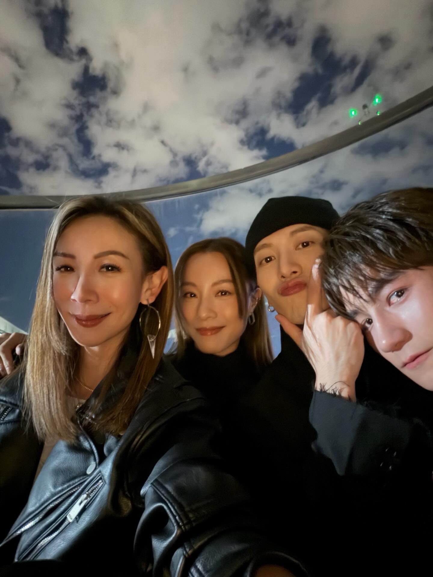 王嘉尔的品牌在中环举行活动，吸引不少香港演艺界及时装界名人参与。