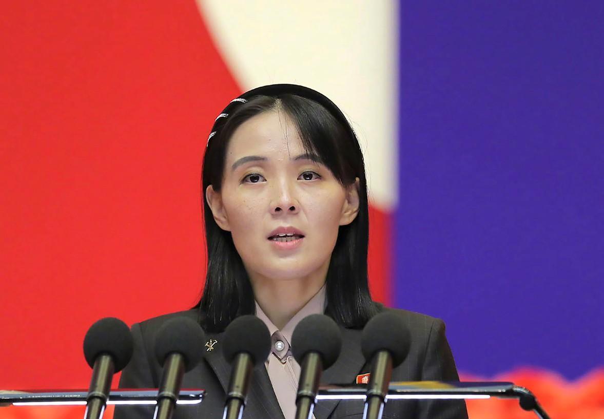 白日做梦！朝鲜怒斥韩国总统李在明一直在假惺惺地表演。朝鲜最高领导人胞妹金与正在最