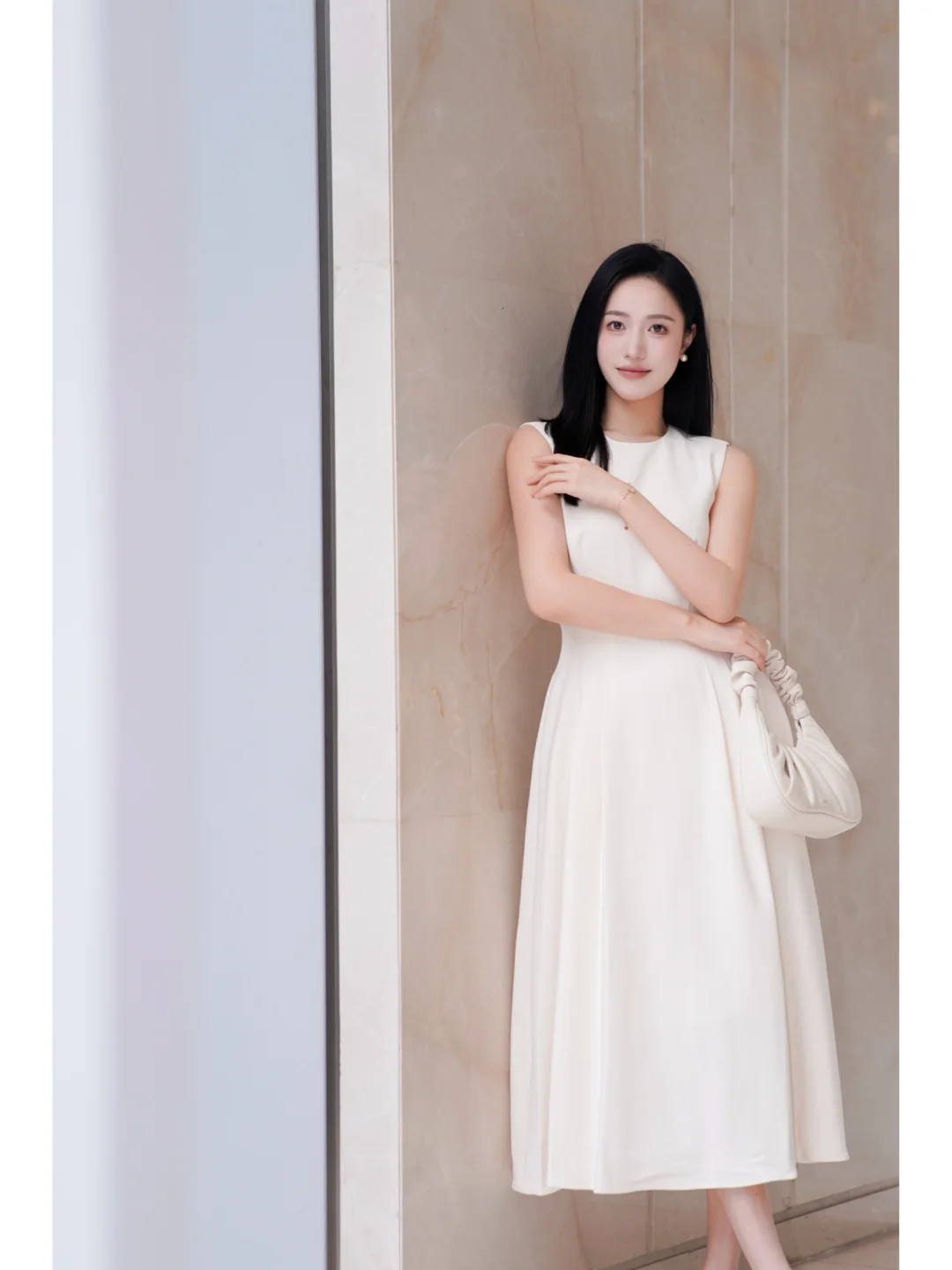 小白裙是我的夏日入场券 🦢