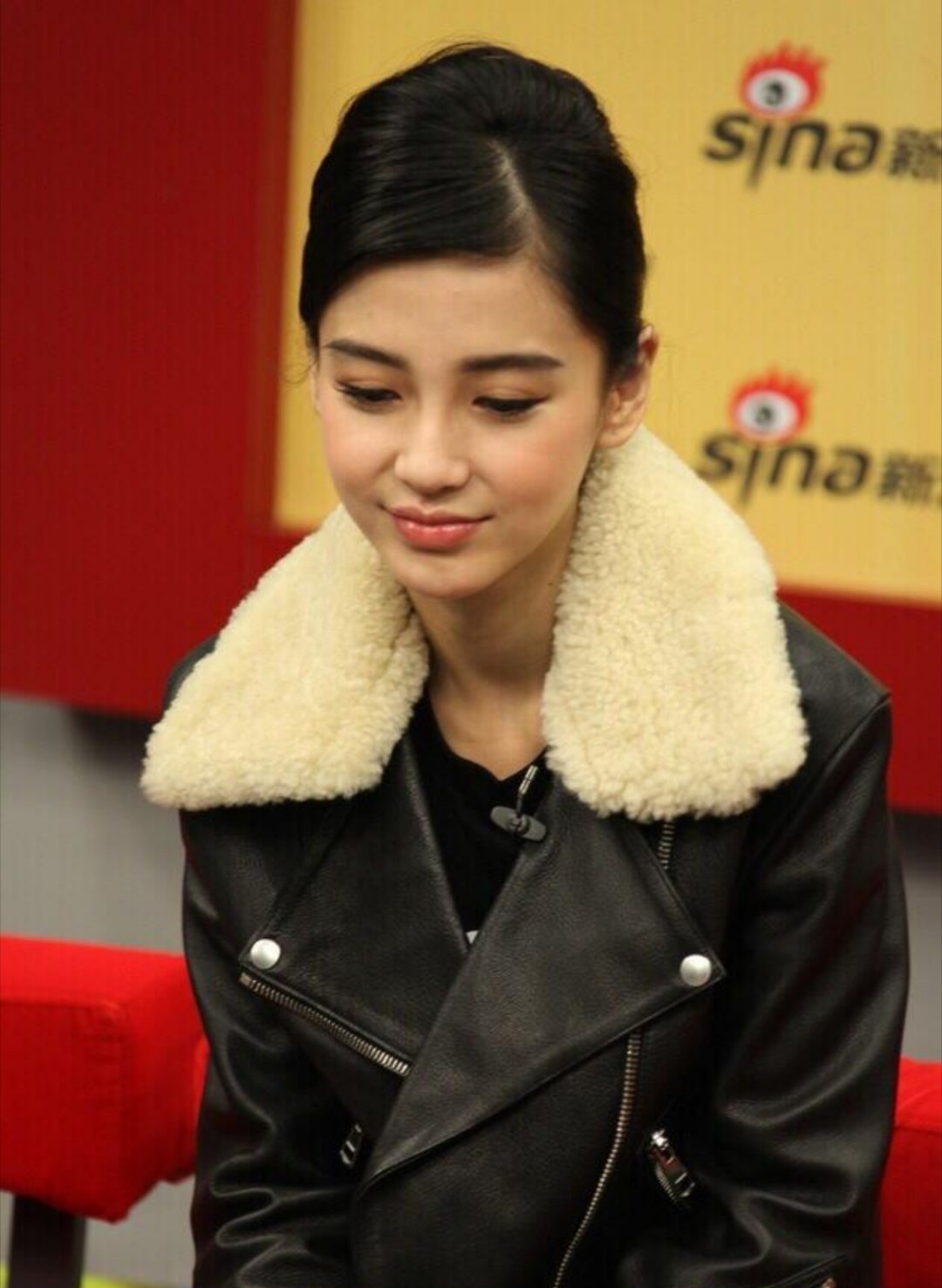 杨颖，真的是完美骨相太漂亮了！