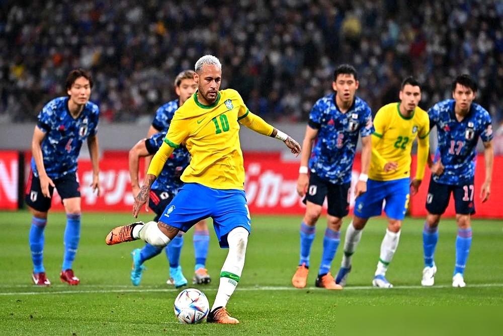 别再吹恩德里克里昂封神了。你根本没看懂，这不是重生，这是一场滴血的自救。